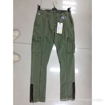 High quality cotton men's pant in autumn